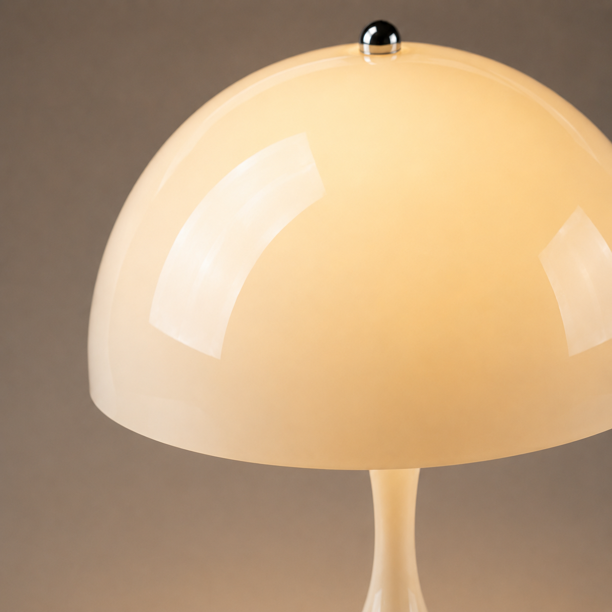 Vaelus Dome Mini | Minimalist Gloss Mushroom Light